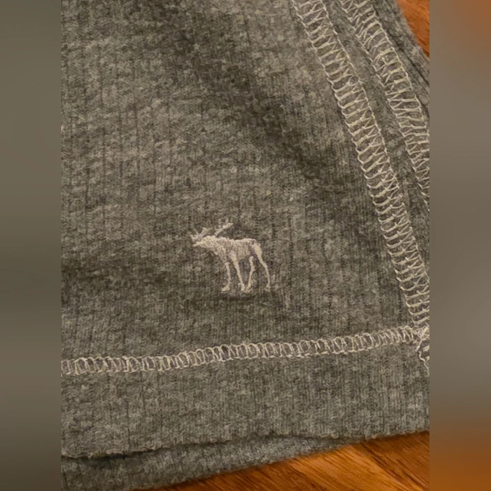 Abercrombie & Fitch Gray Women's Hooded Top - Picture 4 of 4
